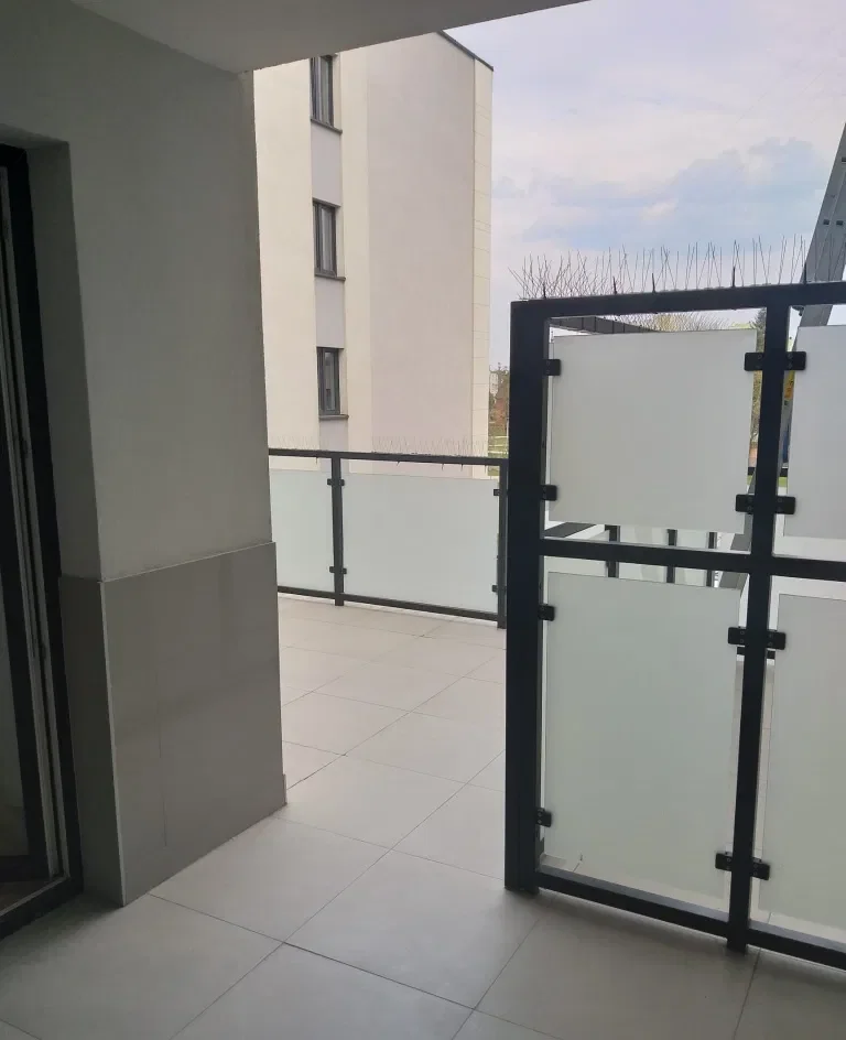 65 m2 mieszkanie (2 pokoje aneks kuchenny) balkon, centrum Stalowa Wola - zdjęcie 4