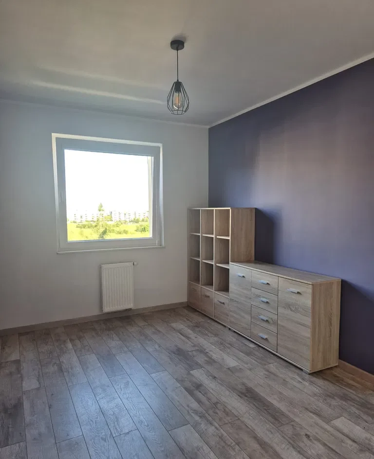 Wynajem 3-pokojowego mieszkania z balkonem i garderobą - zdjęcie 9
