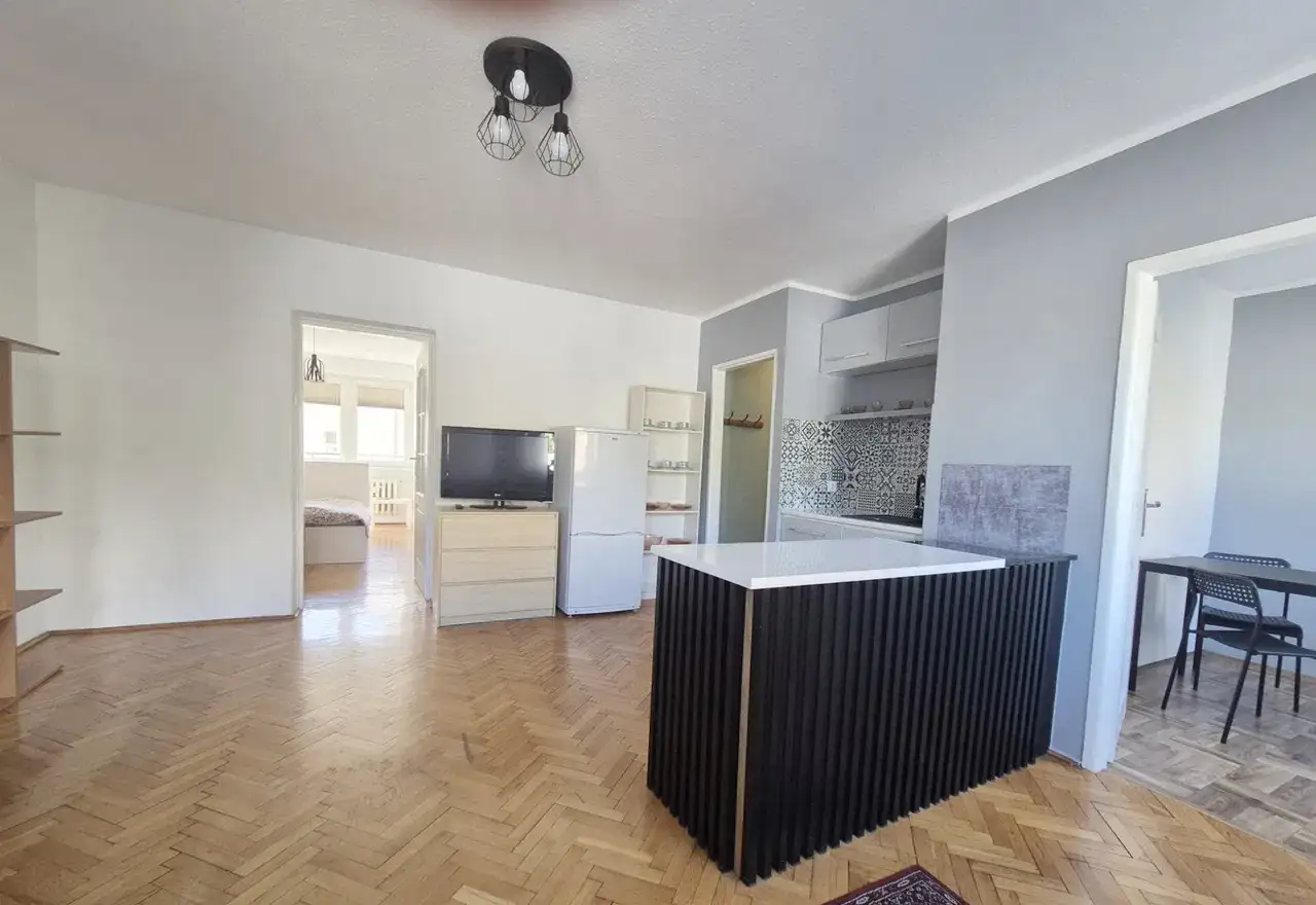 Jeżyce- 2 pokoje ,balkon. - zdjęcie 2