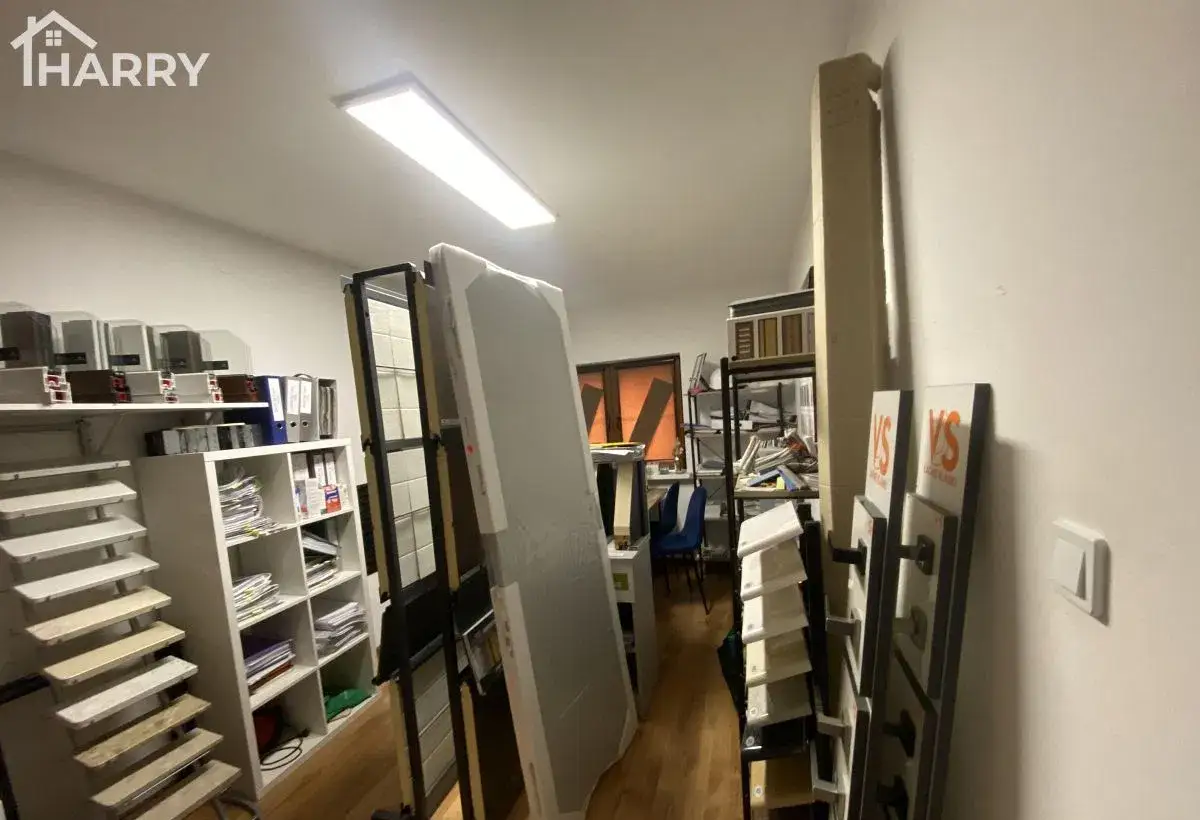 Dom lub biuro w doskonałej lokalizacji - zdjęcie 7