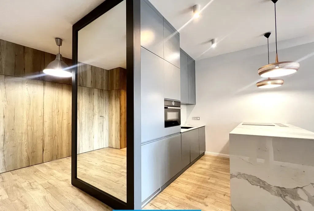 Apartament z widokiem na Wisłę w sercu starówki! - zdjęcie 3