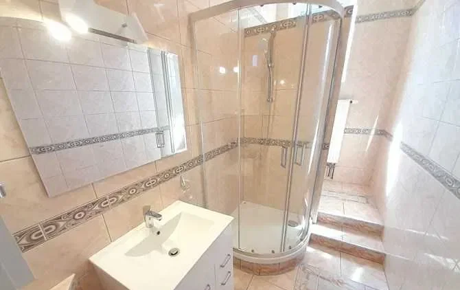 Przestronny pokój 20 m2, balkon, WiFi - Kościuszki 46, BRAK PROWIZJI - zdjęcie 7