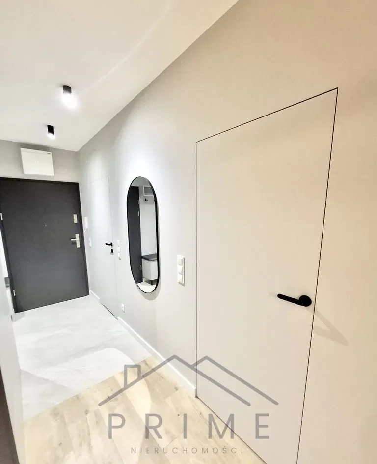 2 pokoje 40,5 m2 / Balkon / Stan bdb / Świetna lok - zdjęcie 7