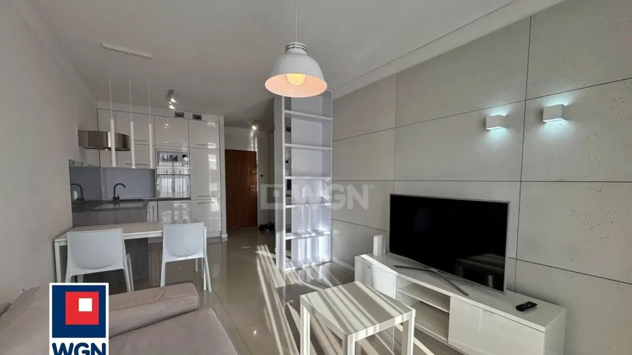 2 pokoje|42 m2| Balkon|Blisko Pum i szpitala|Winda - zdjęcie 2