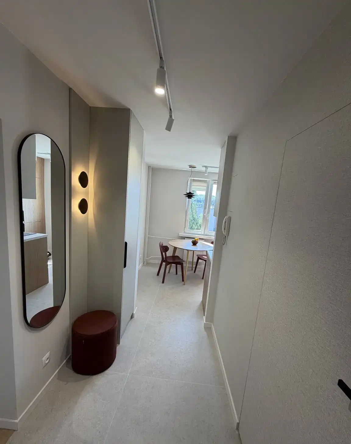 NOWOCZESNA KAWALERKA 38 m² PO GENERALNYM REMONCIE. - zdjęcie 8