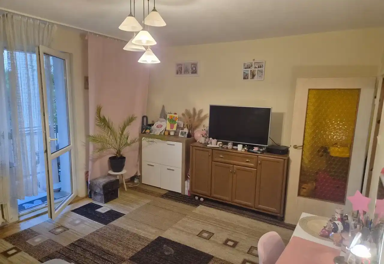 42m2 Gocław: 2 pokoje + kuchnia+ balkon