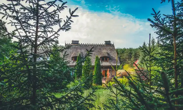 Wyjątkowy dom do wynajęcia – styl, natura i ponadczasowy charakter - zdjęcie 2