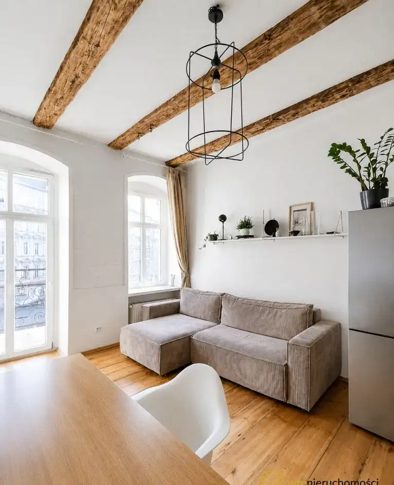Klimatyczne | Centrum | Balkon | Garderoba