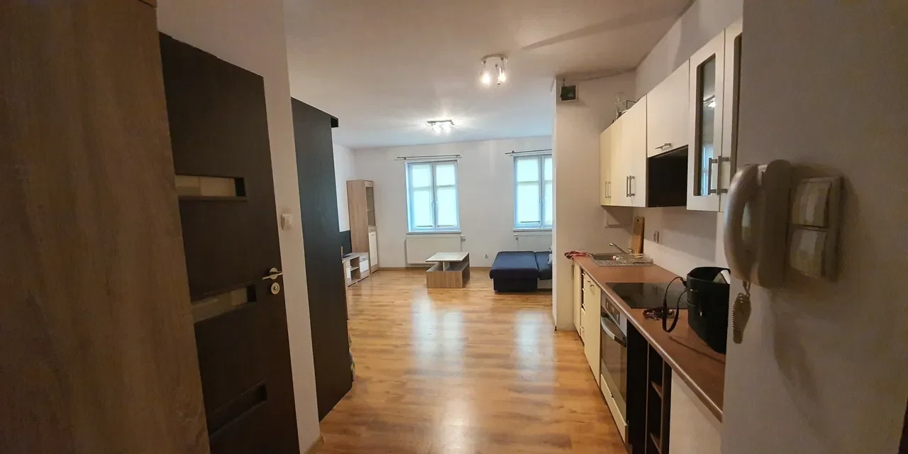 Do wynajęcia kawalerka 35m