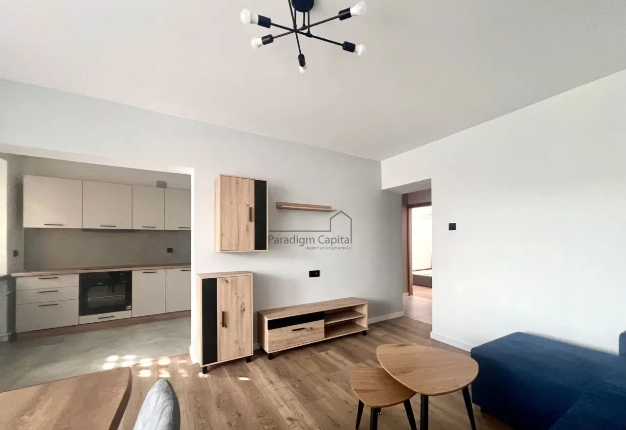 Mieszkanie 3 pokoje 59.8 m² Kraków ul. Agrestowa, z piwnicą, po remoncie