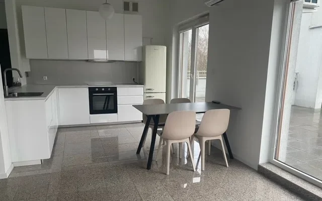 Apartament 4 pokojowy z tarasami w Poznaniu