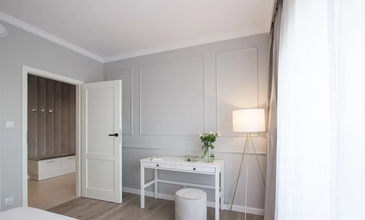 Niezwykle elegancki apartament w budynku z basenem - zdjęcie 6