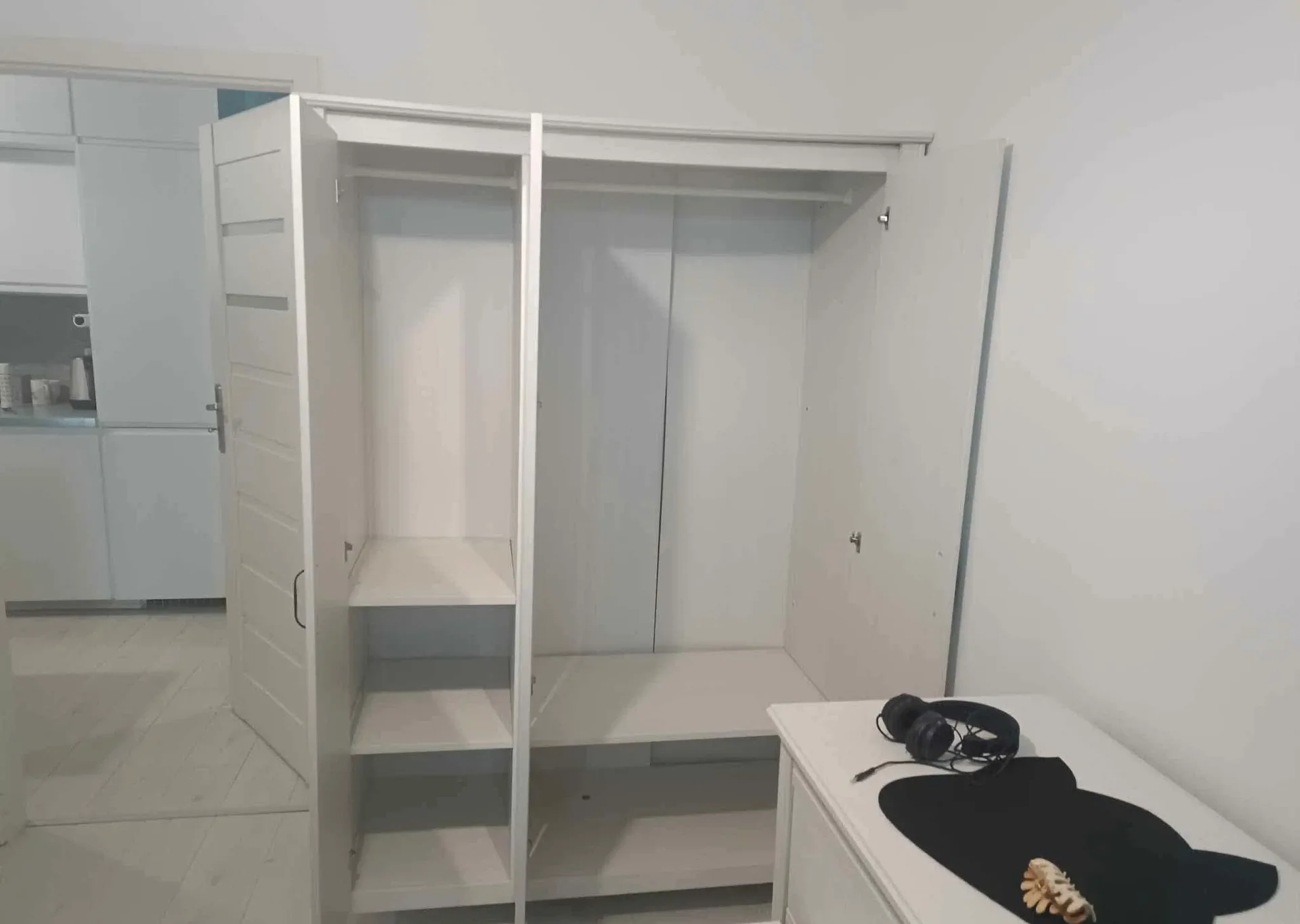 Wynajem pokoju w apartamentowcu na Krzykach - zdjęcie 3