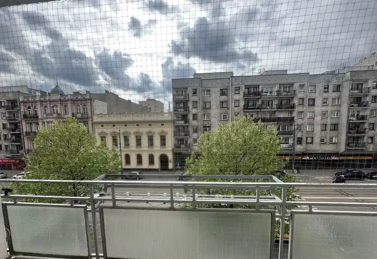 Duża kawalerka przy samej stajni jednorożców+ miejsce parkingowe - zdjęcie 7