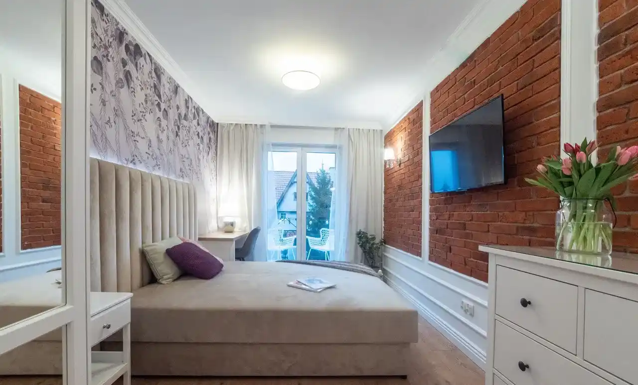 Urokliwy POKÓJ 1os z balkonem- Gdańsk Oliwa UG Olivia Business 19m2 - zdjęcie 2