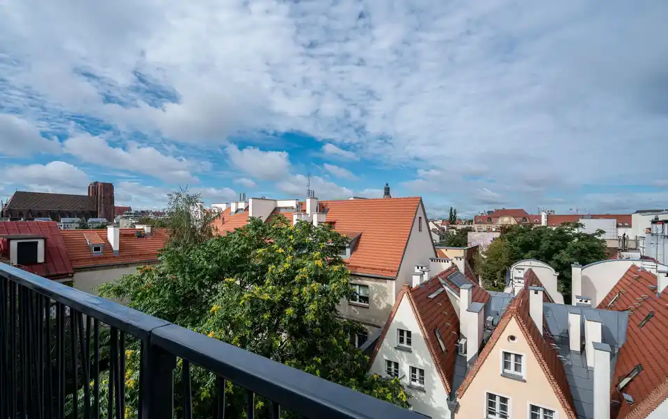 Przytulny apartament w centrum. Sloneczny taras.