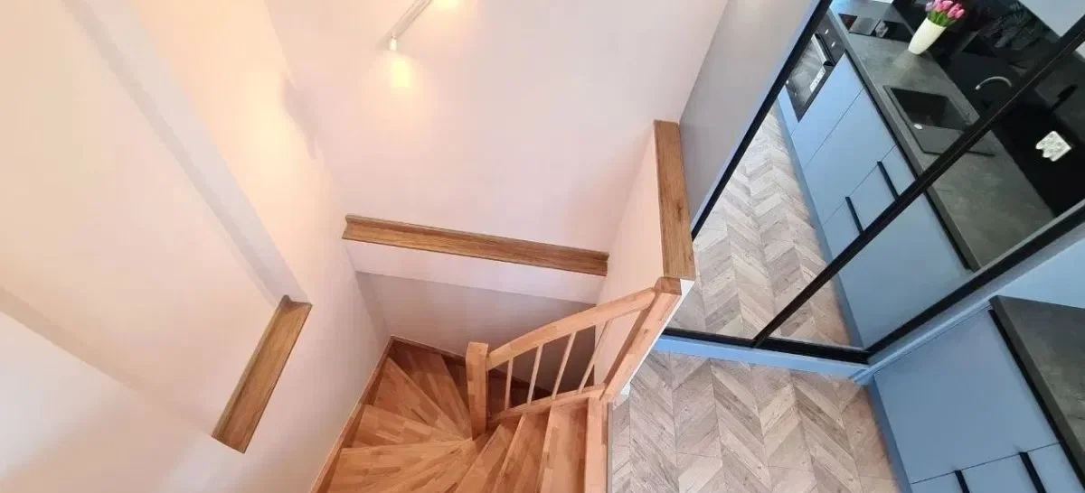 Centrum - do wynajęcia umeblowana kawalerka. - zdjęcie 10