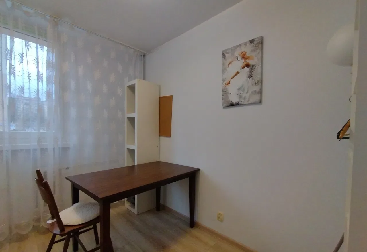 Zarzew/3 pokoje  w rejonie Przybyszewskiego - zdjęcie 2