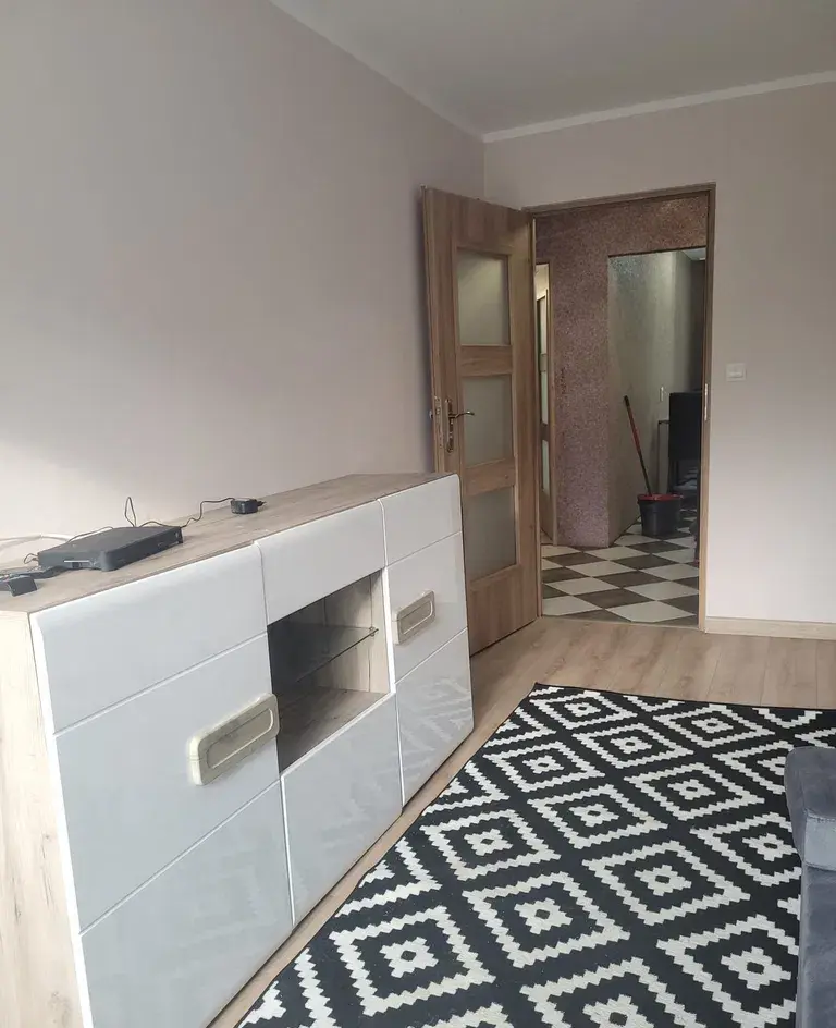 Mieszkanie 3 pokojowe, osobna kuchny, duży balkon .Bajana - zdjęcie 8