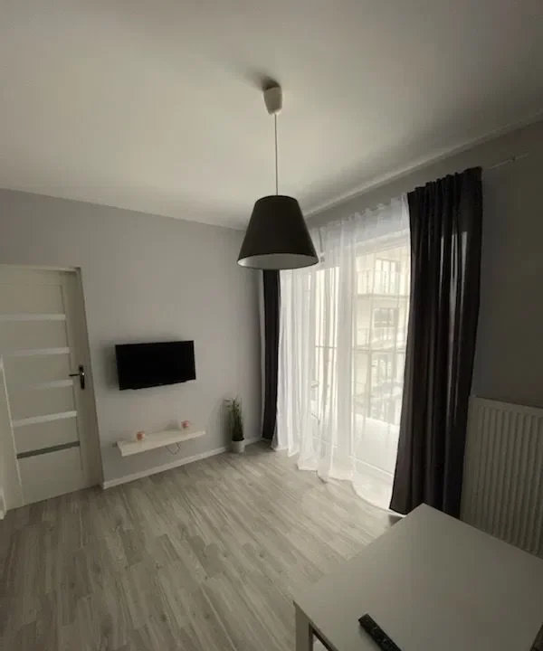 Od Zaraz Centrum Garaż Komórka + Ogródek - zdjęcie 2