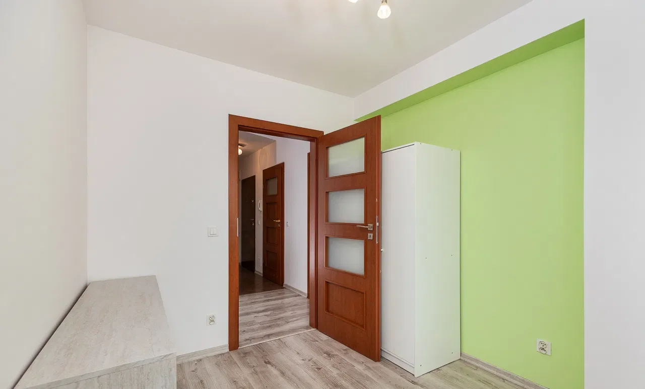 Trzypokojowe 50 m2, balkon, tramwaj, ul. Marchołta 55a - zdjęcie 8