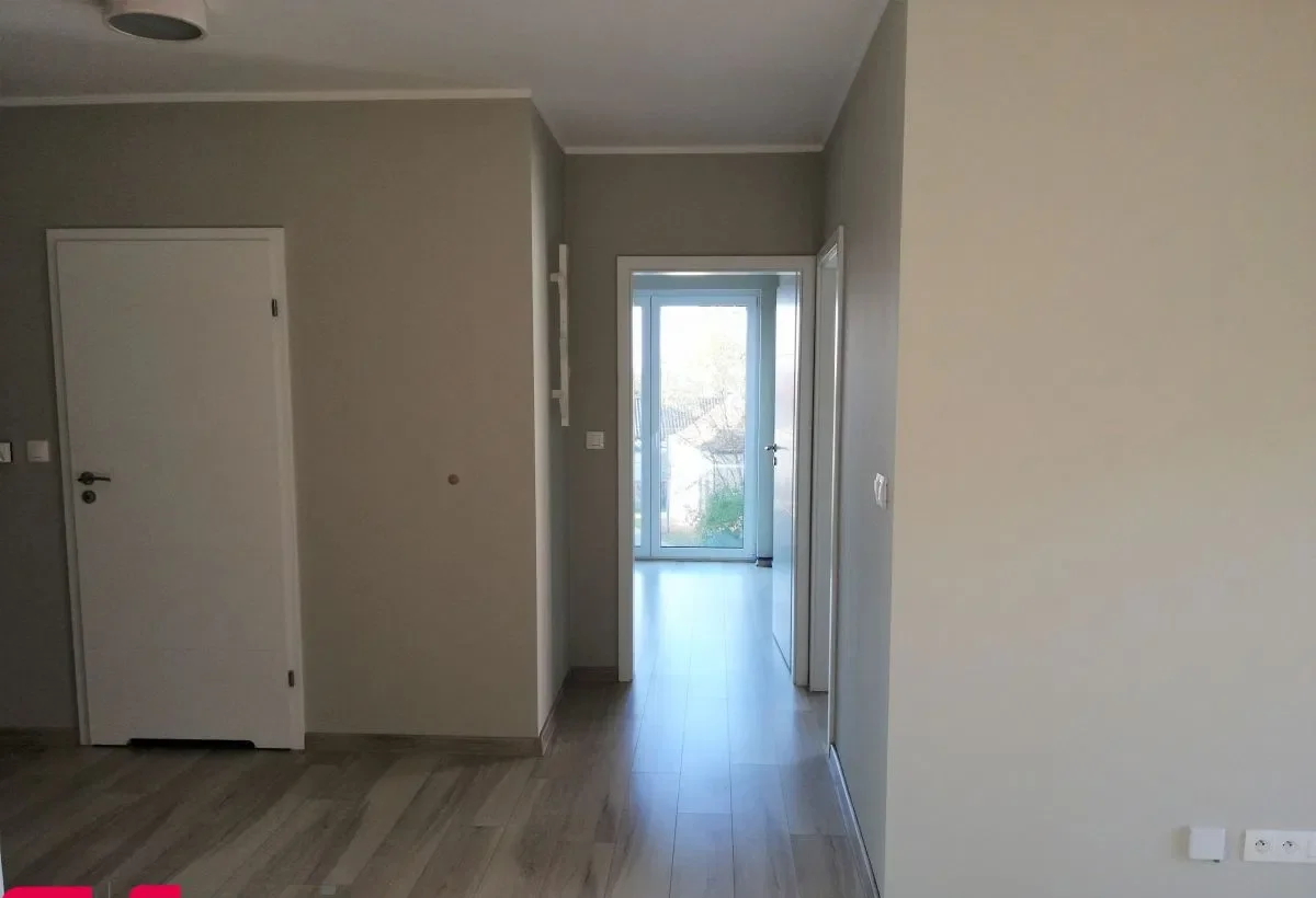 3 pokoje z osobną kuchnią i balkonem - zdjęcie 4