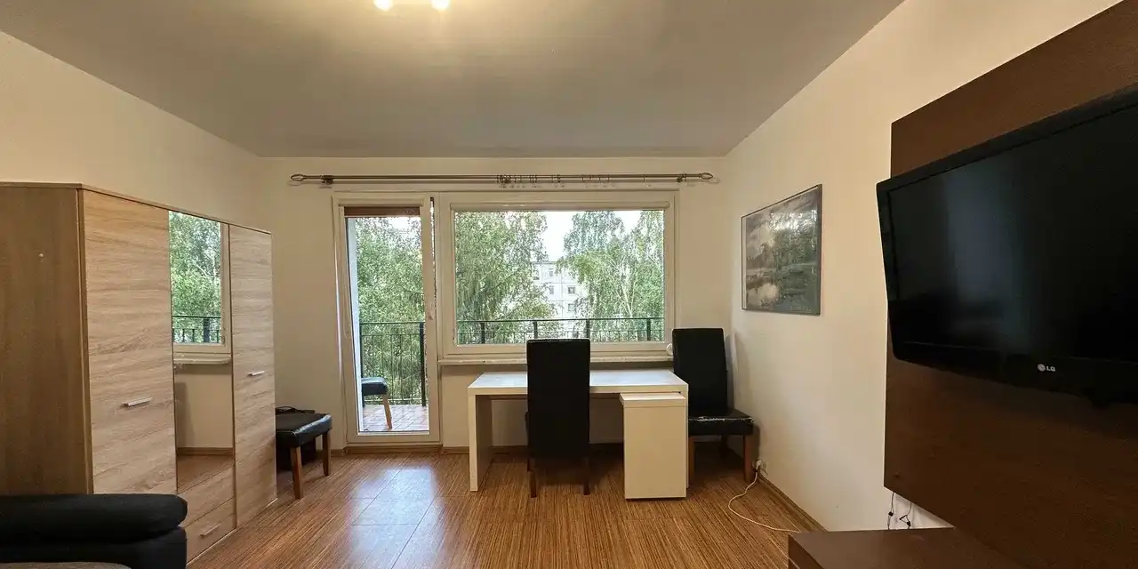 Duży pokój z balkonem w Gdyni