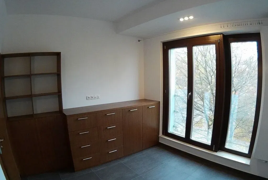 Trzypokojowy apartament na Powiślu - zdjęcie 10