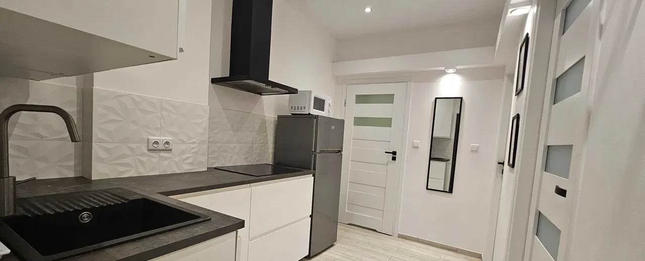 Klimatyczne 15 m² | 3 m wysokości | Śródmieście | Kamienica | od 01.07.2026 - zdjęcie 7