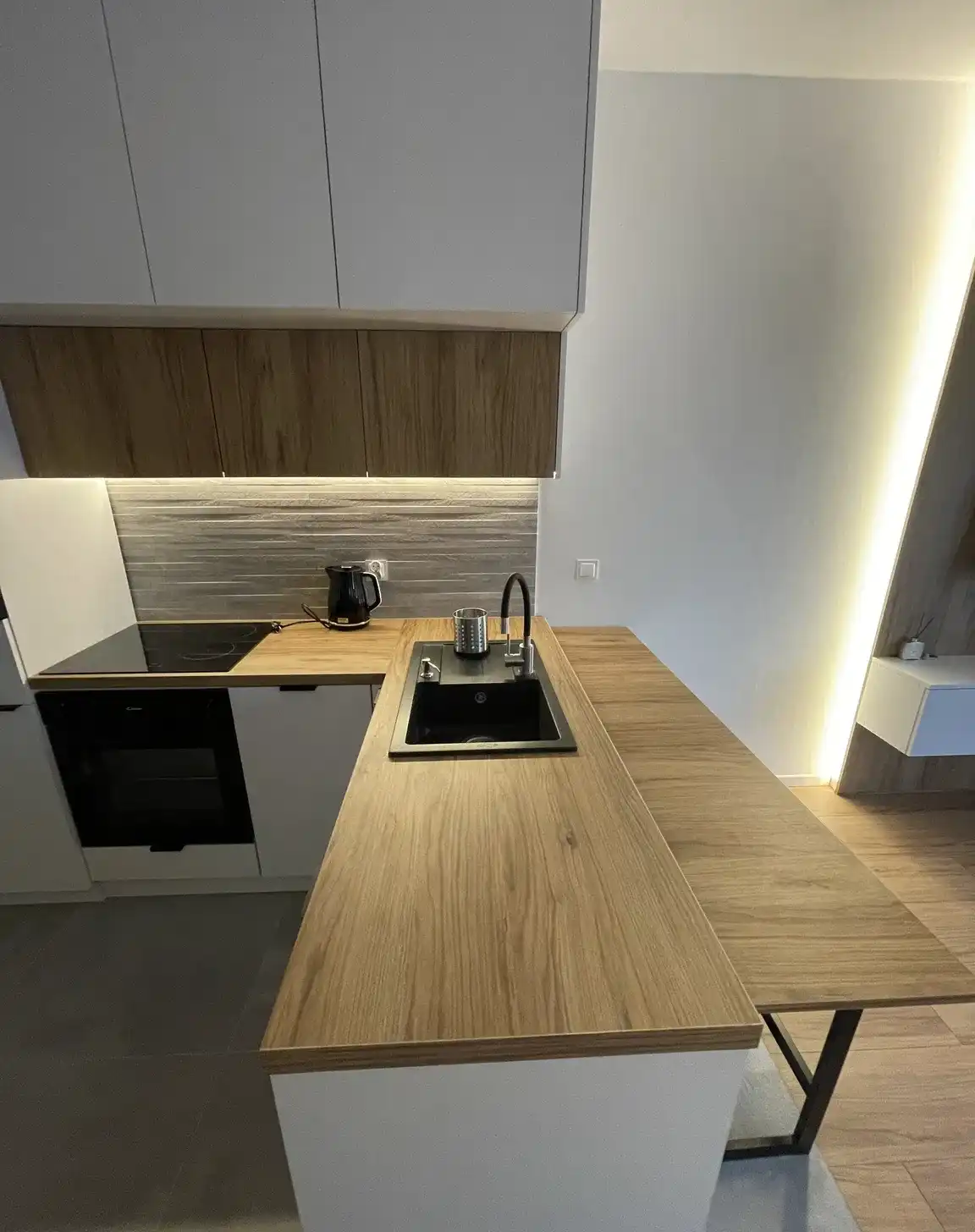 Jasna kawalerka 27 m² – ul. Bluszczowa (blisko PKP Gocławek) - zdjęcie 8