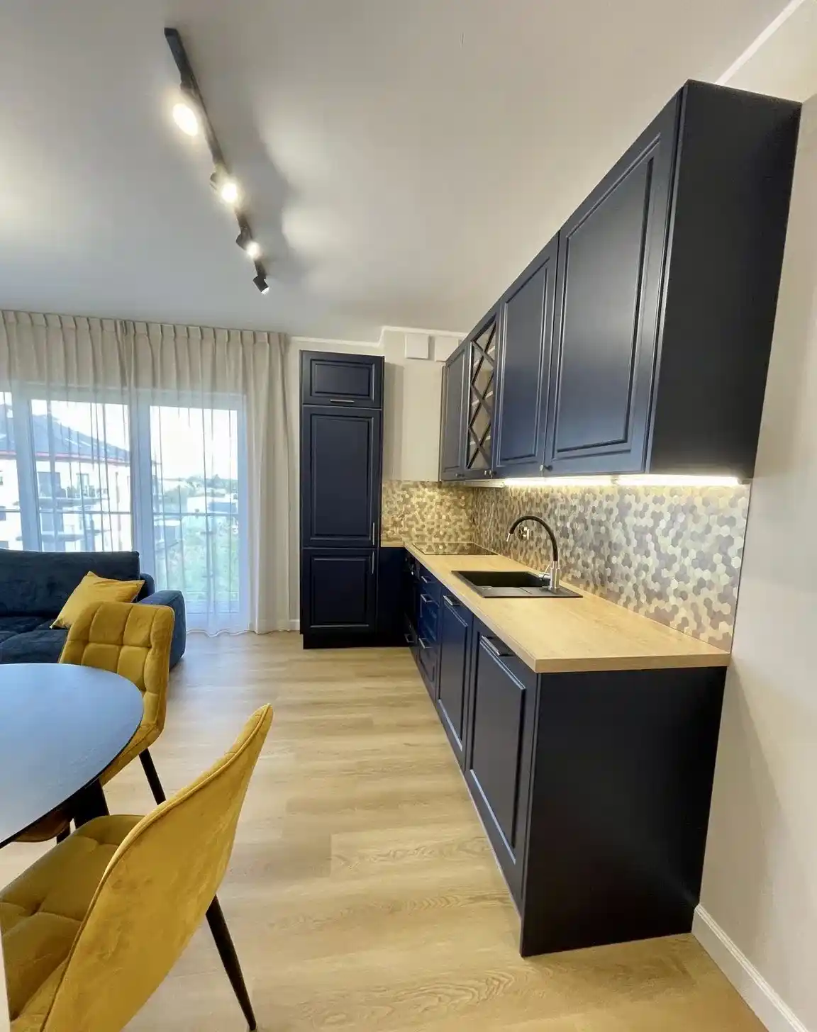 Nowe mieszkanie na wynajem, 50 m2, wysoki standard, winda, umeblowane. - zdjęcie 7