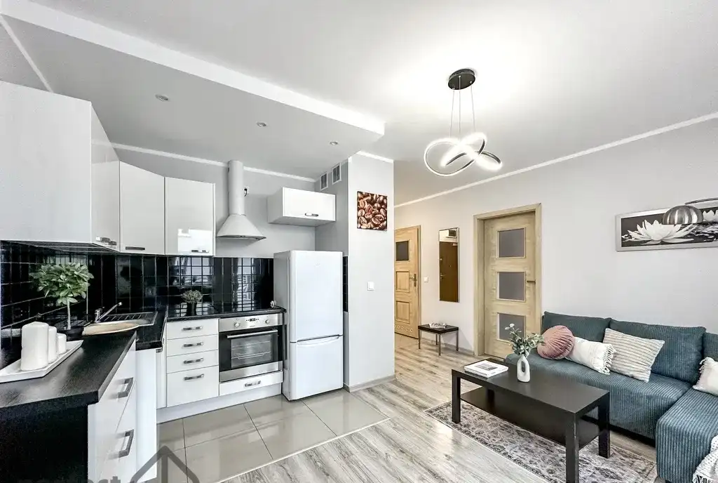 ul. Kościuszki_2pokoje_balkon_garaż - zdjęcie 4