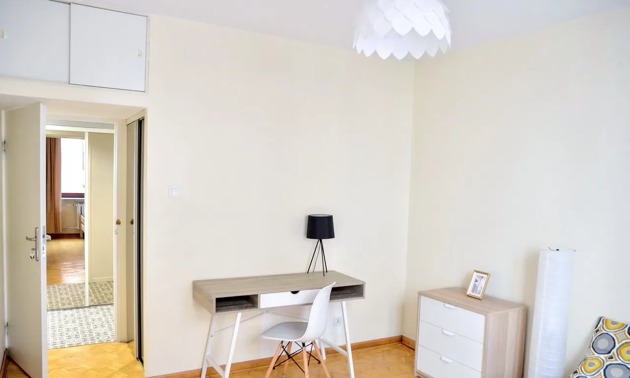 Duży pokój z podwójnymi łóżkiem w Centrum / Nowogrodzka 62B - zdjęcie 7