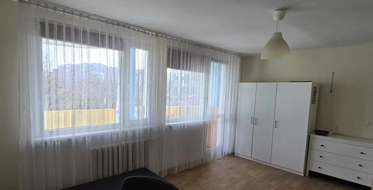 Pokój 21m2 z balkonem dla dwóch Panów we Wrocławiu - zdjęcie 3