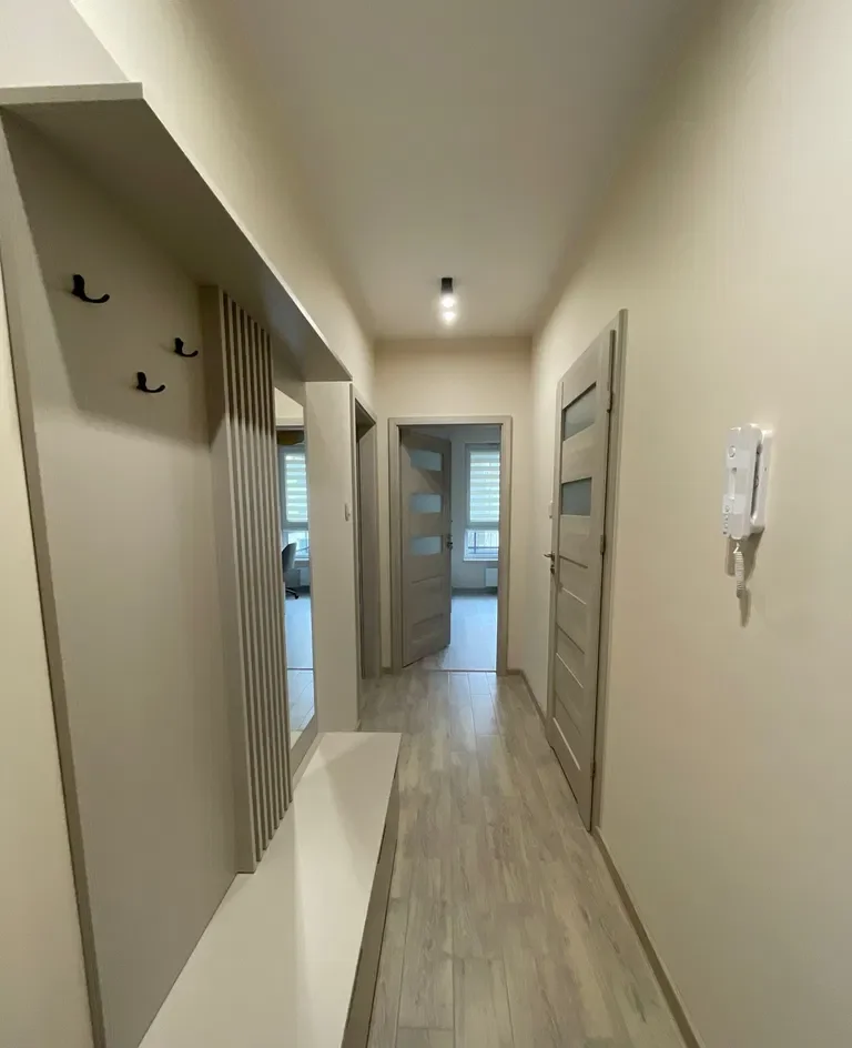Pokój w nowym mieszkaniu w centrum Łodzi - zdjęcie 8