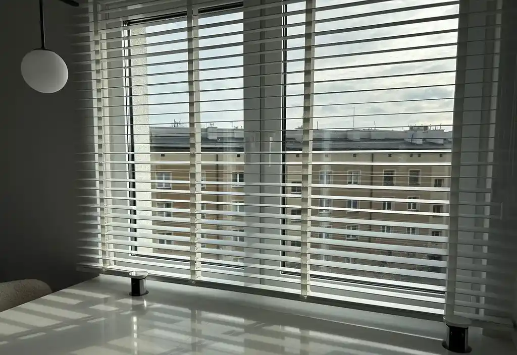 Nowoczesne 3-pokojowe mieszkanie 54 m² w centrum | Garaż | Internet - zdjęcie 3