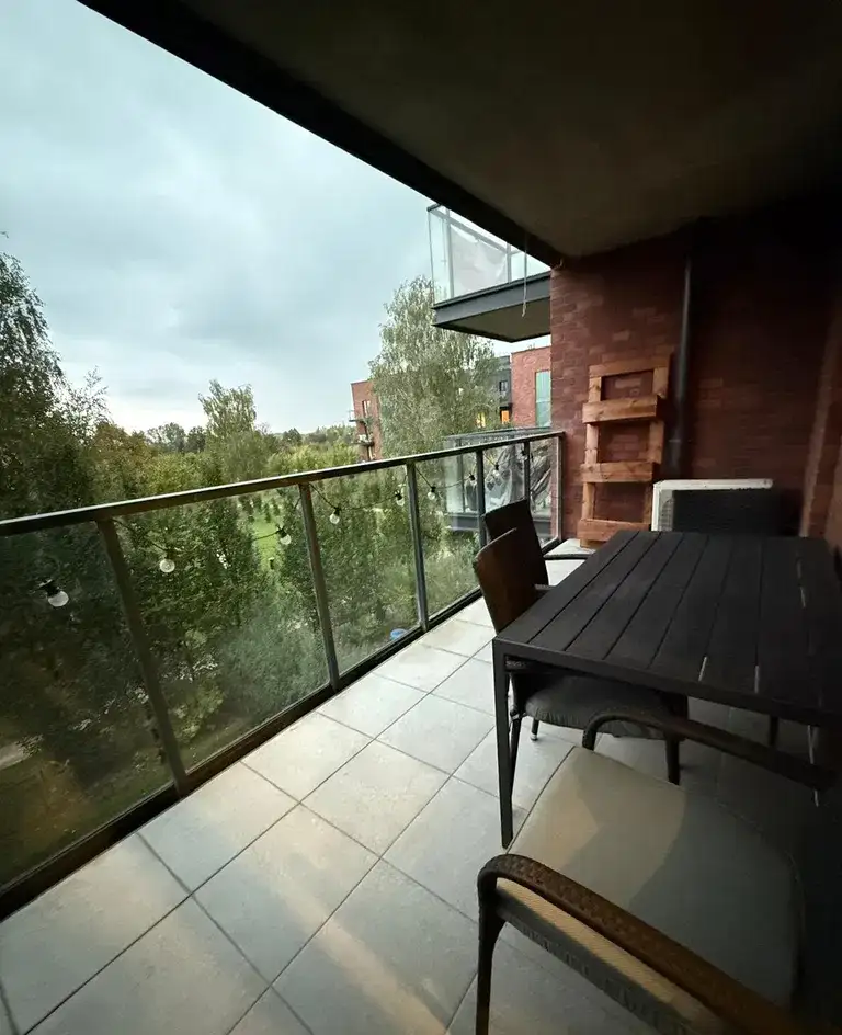 Apartament z parkingiem 3-pokojowe z tarasem Górczyn - zdjęcie 2