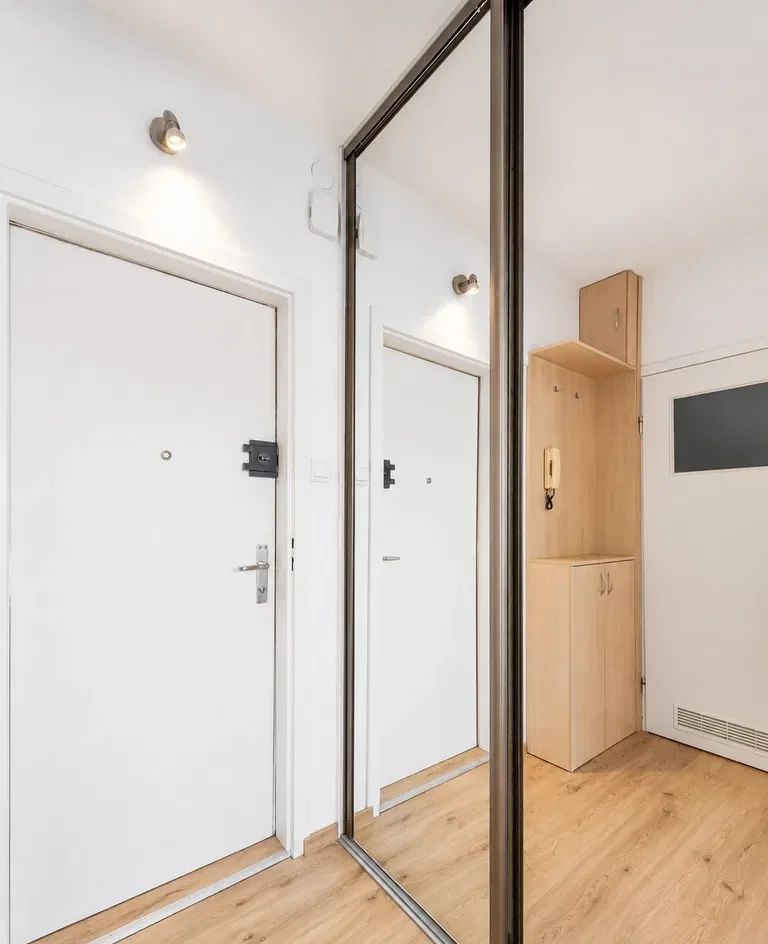Słoneczna kawalerka 32 m² | os. Sobieskiego | gotowa do zamieszkania - zdjęcie 7
