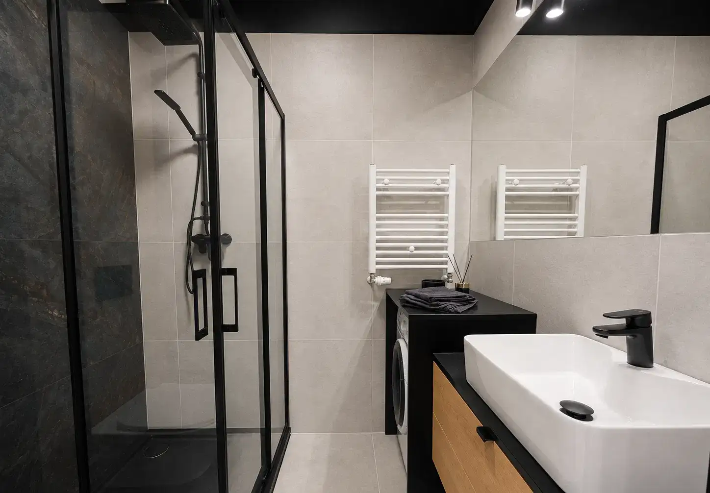 Stare Miasto | Kawalerka 34 m² z sypialnią | Balkon + Klimatyzacja - zdjęcie 7