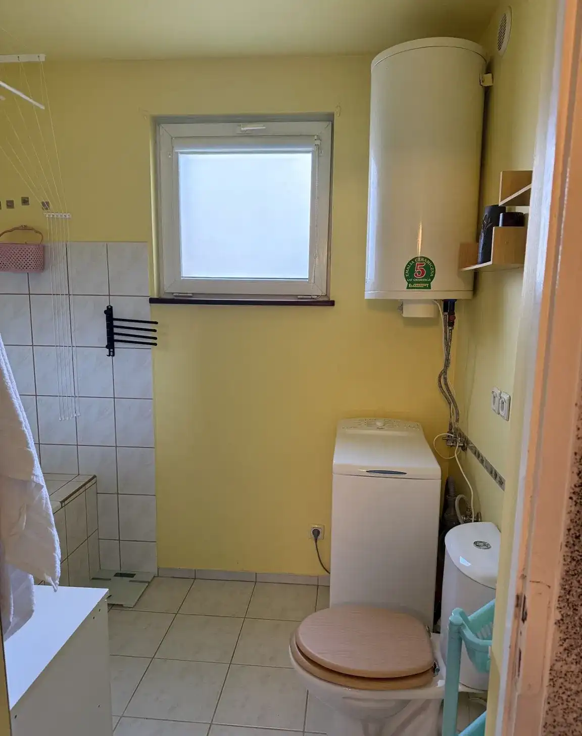 Do wynajęcia 2 pokojowe rozkładowe mieszkanie ul. Miodowa (Leśnica). - zdjęcie 10
