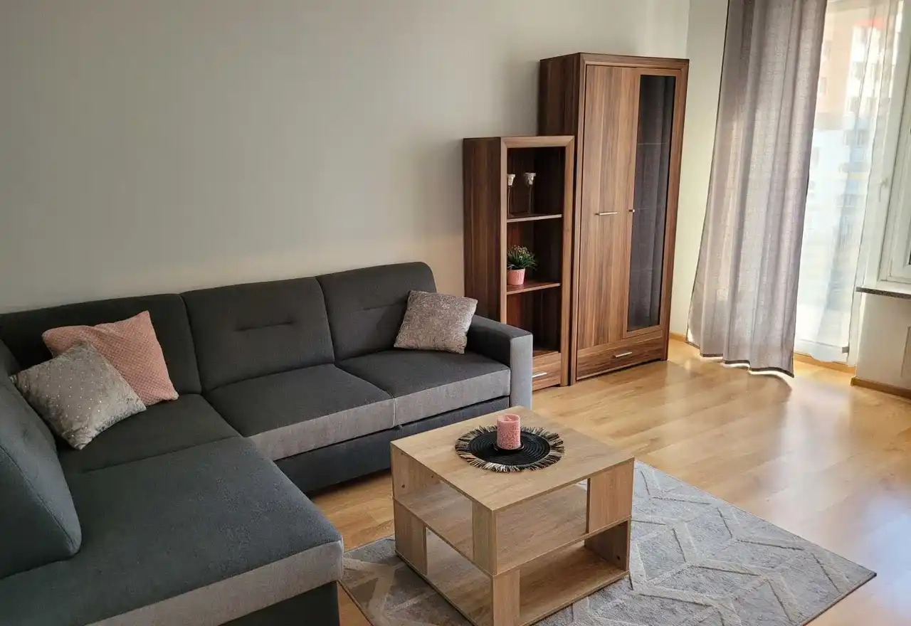 Mieszkanie w Centrum Miasta - zdjęcie 2