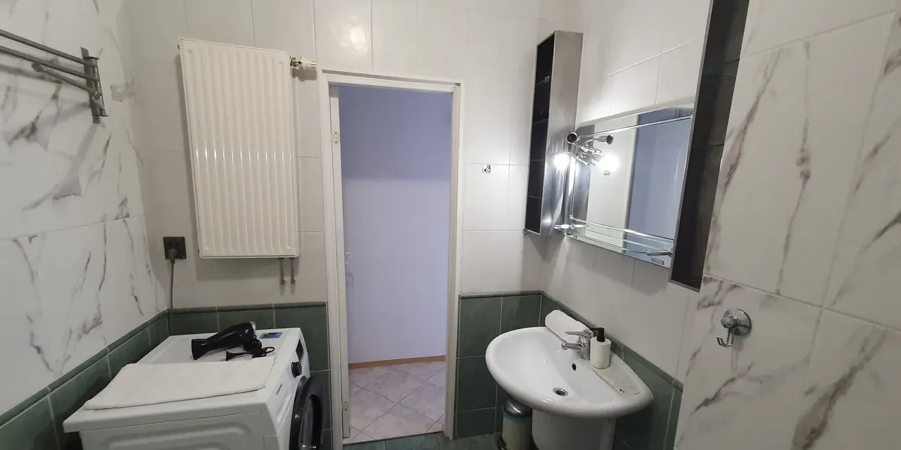 Jasne 2 pokojowe mieszkanie obok metra Płocka - zdjęcie 4