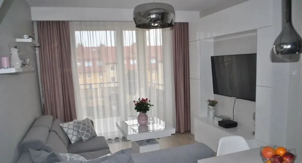 Nowoczesne mieszkanie dwupokojowe ul.Ruczajowa  2200 zł