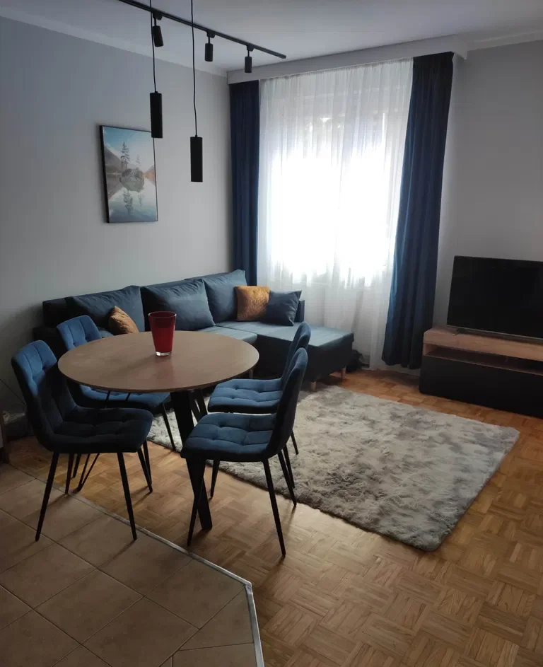 Przytulne mieszkanie po remoncie ul.Partynicka od lipca - zdjęcie 3