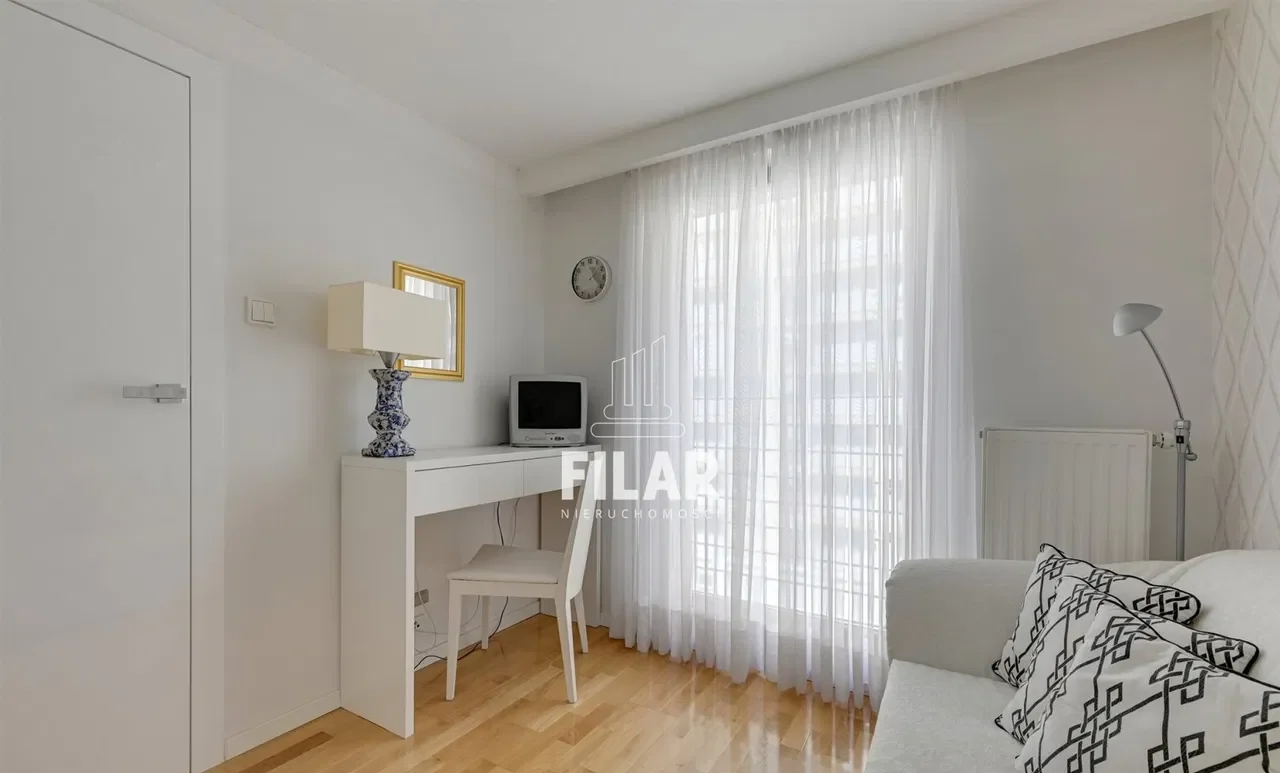 Apartament 3 pokoje z garażem w Gdyni - zdjęcie 7