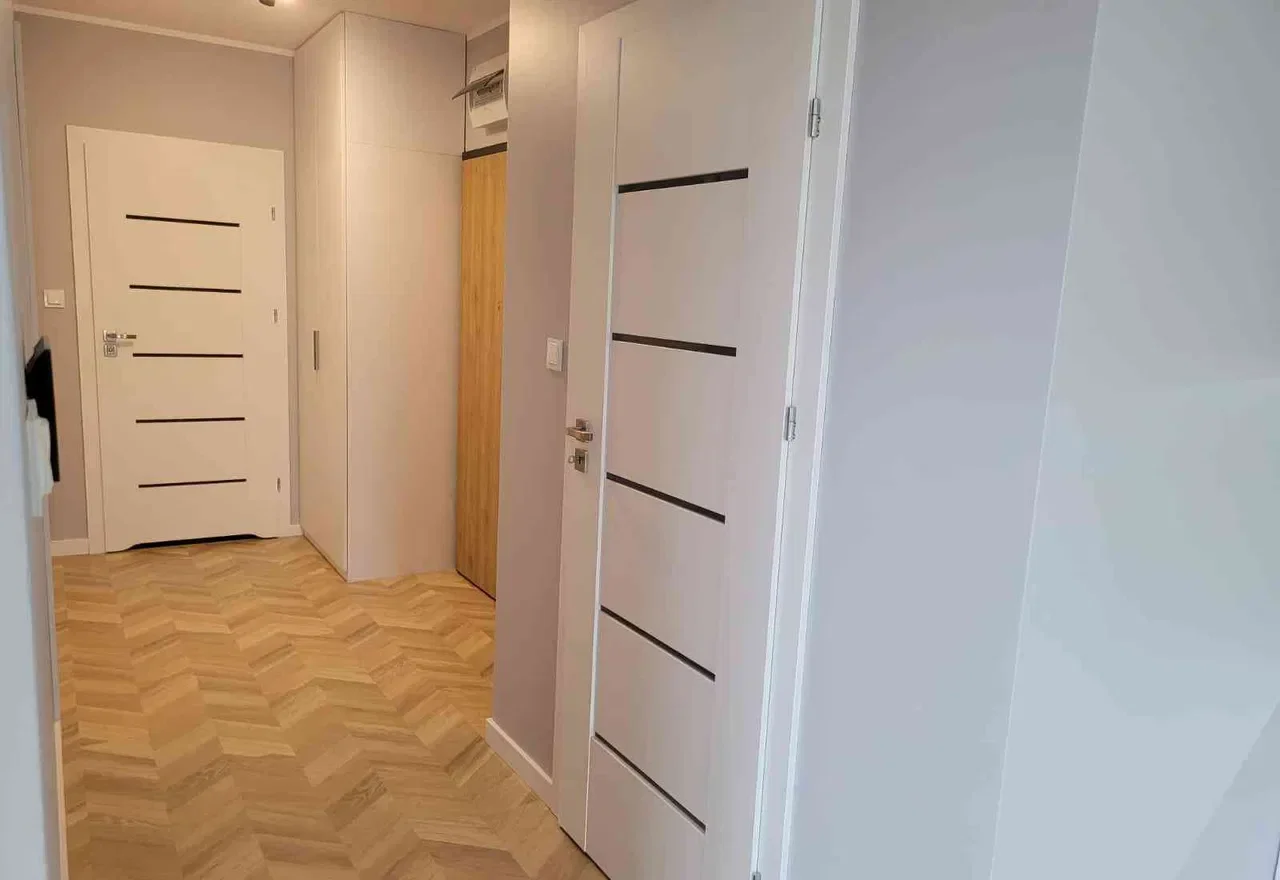 Apartament 3 pokojowy + pomieszczenie gospodarcze Winda Balkon Rolety - zdjęcie 10