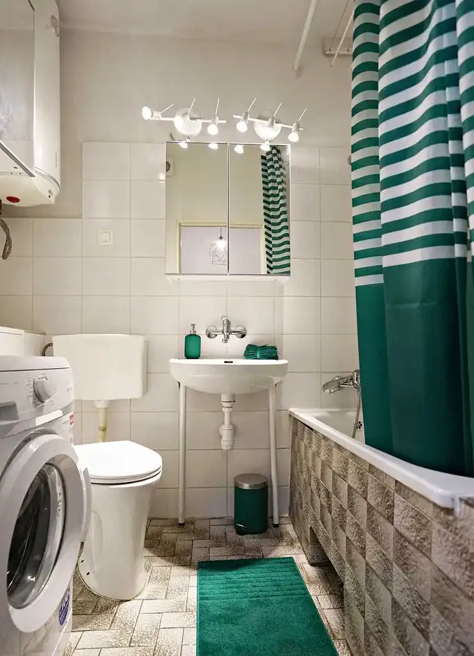 Pokój jednoosobowy z prywatnym balkonem - zdjęcie 5