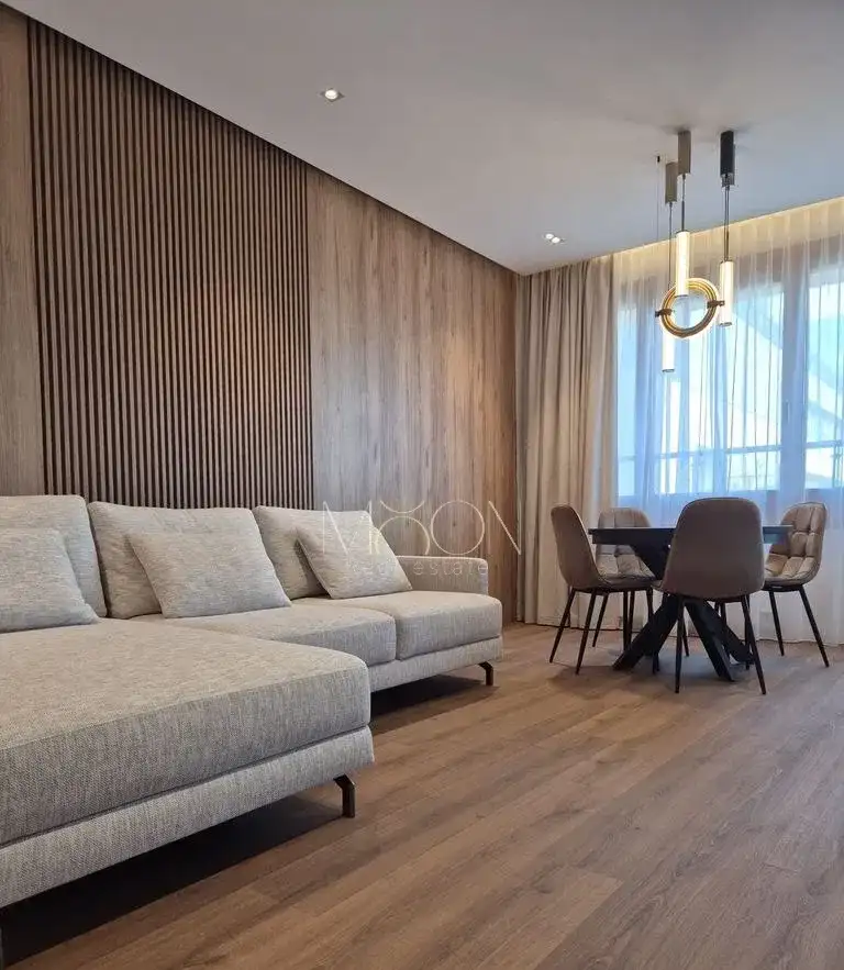 Elegancki apartament Ochota / 50m2 + miejsce w garażu - zdjęcie 2