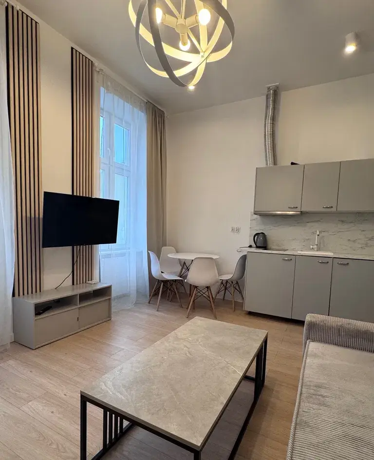 Do wynajęcia kawalerka 23m2-Emili Plater 1 - zdjęcie 2