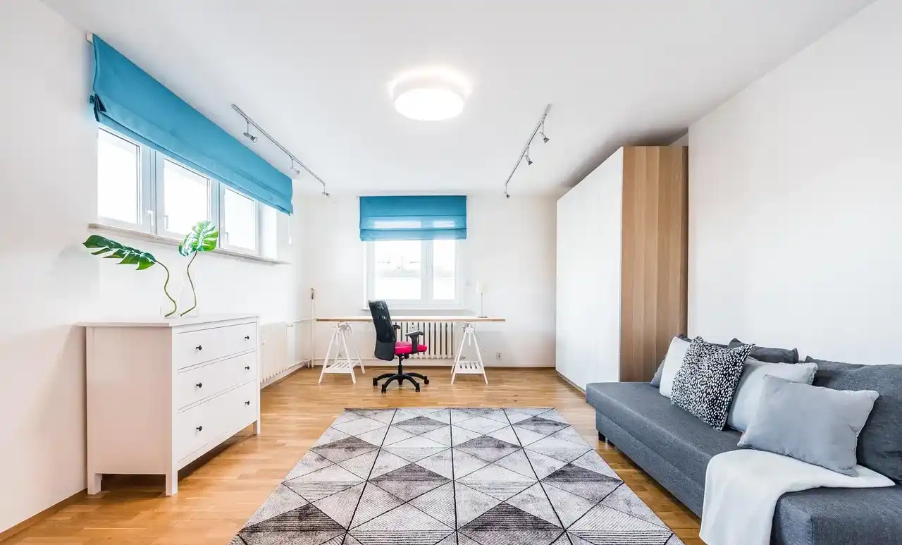 Do wynajęcia 4 pok Muranów Balkon Piwnica Garaż - zdjęcie 4